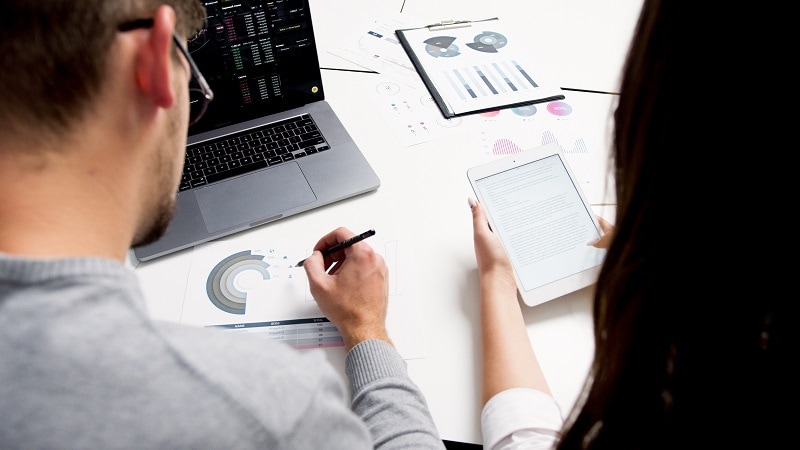 Data analysis in research methodology