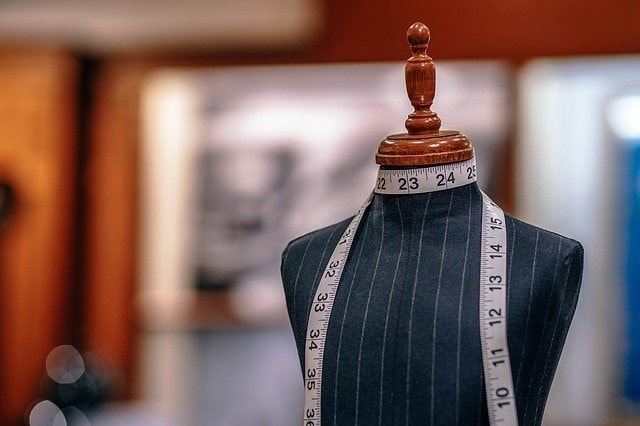 how to start an online boutique